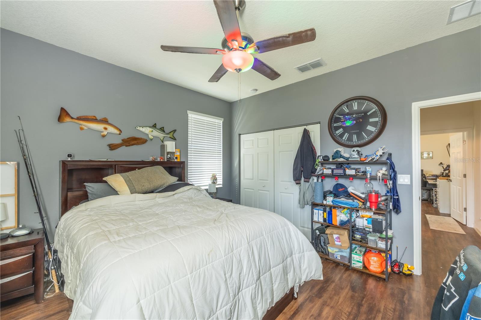 Image 29 of 38 For 6416 18th Avenue E