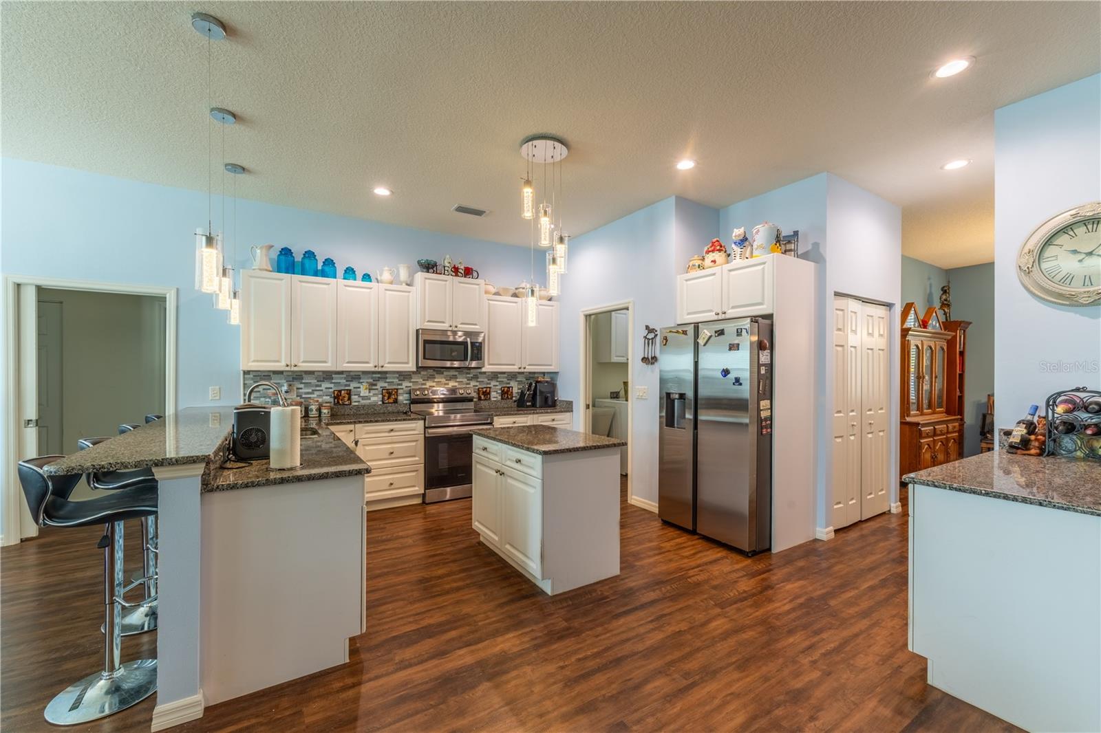 Image 9 of 38 For 6416 18th Avenue E