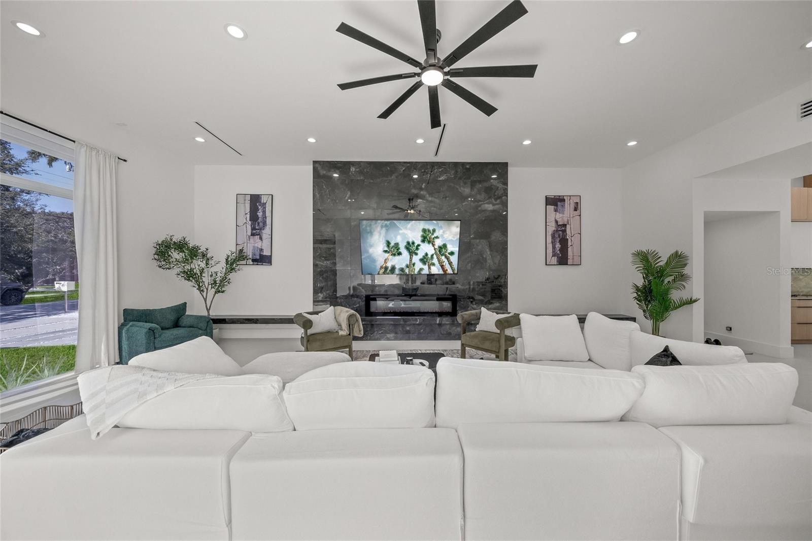 Image 17 of 73 For 3500 Bay Shore Road