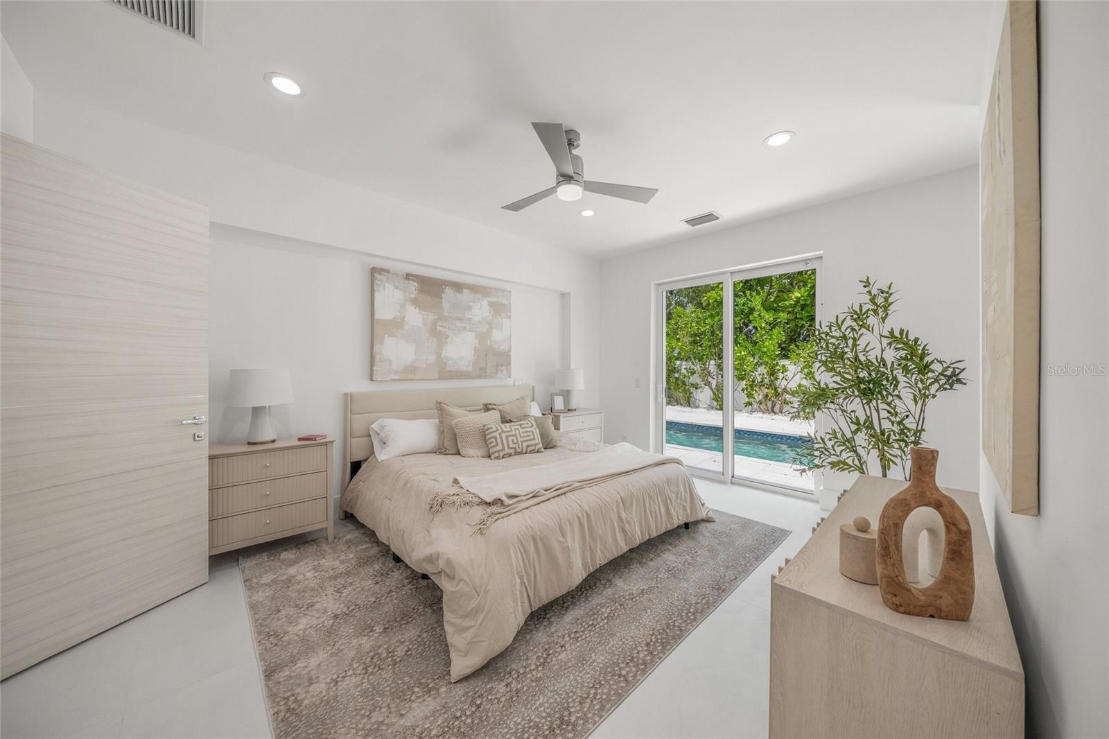 Image 22 of 73 For 3500 Bay Shore Road