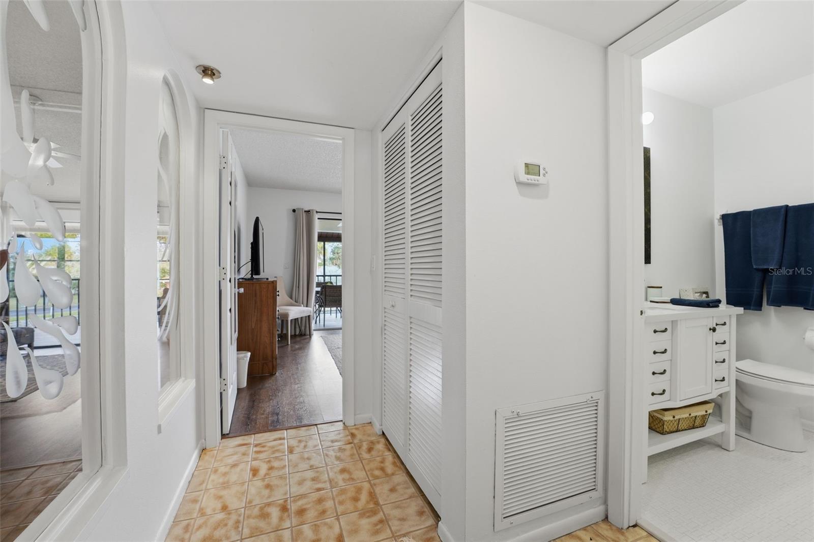 Image 16 of 34 For 3013 Clark Road 6