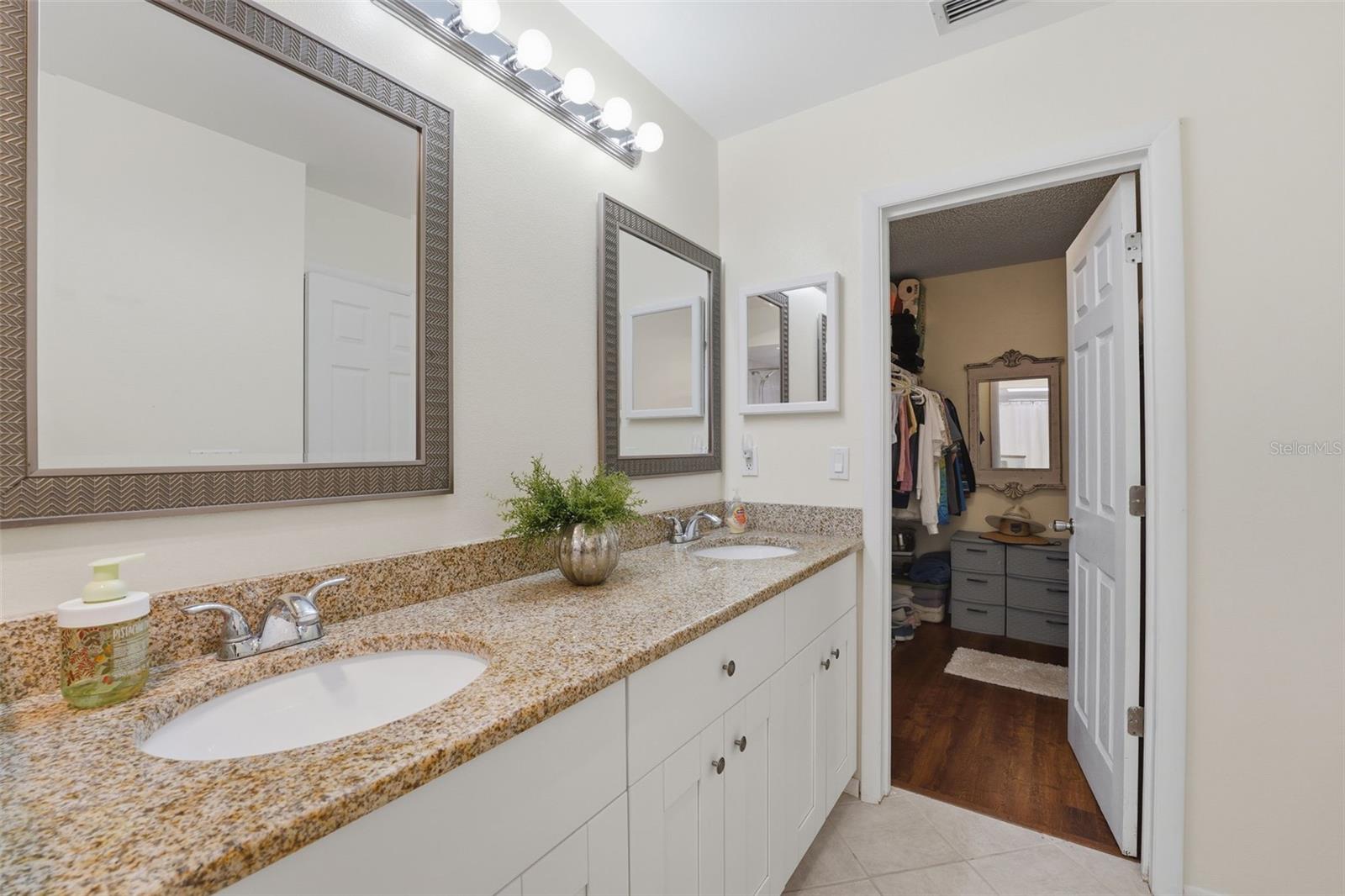 Image 26 of 34 For 3013 Clark Road 6