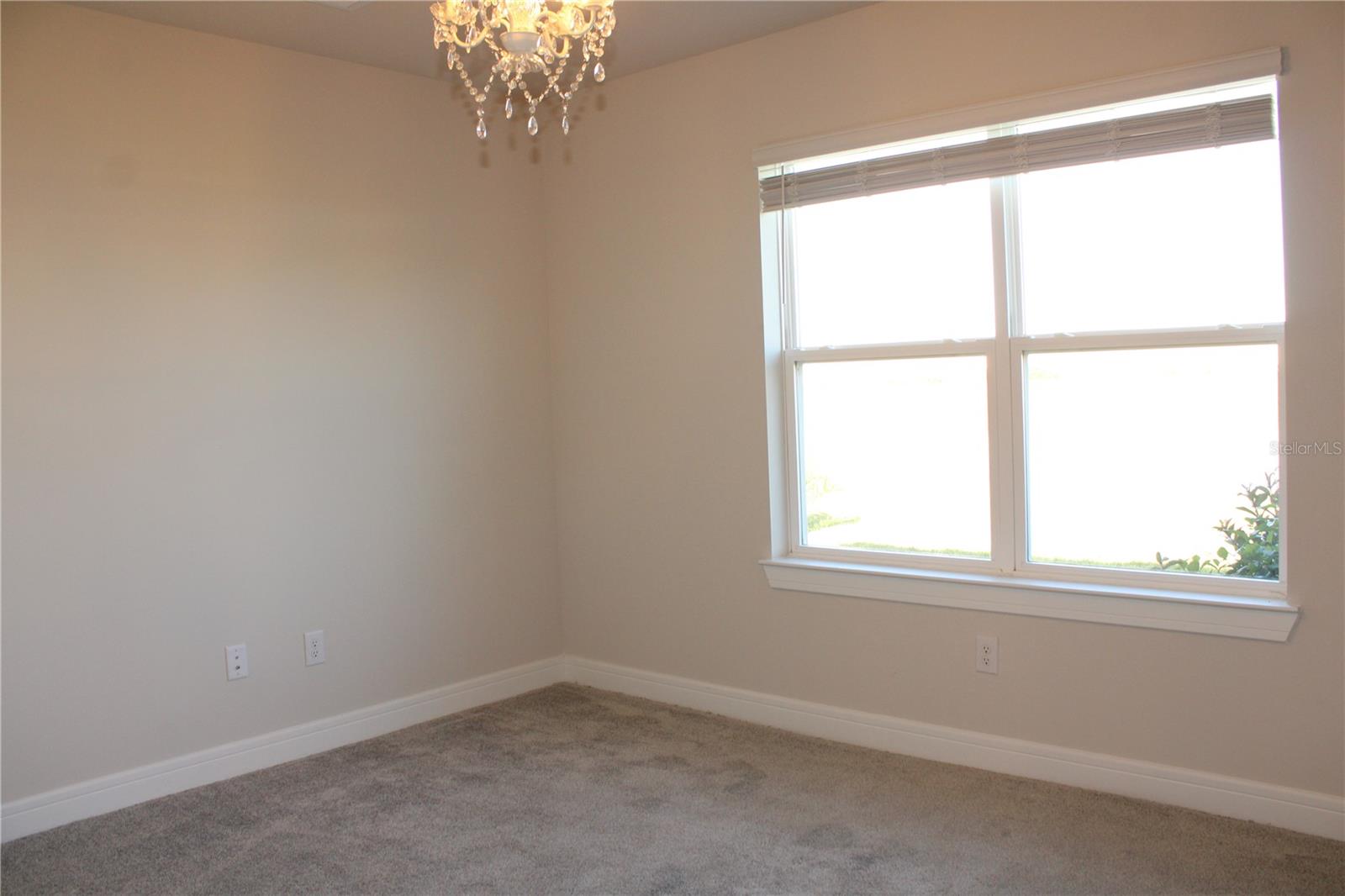 Image 21 of 64 For 8232 Reefbay Cove