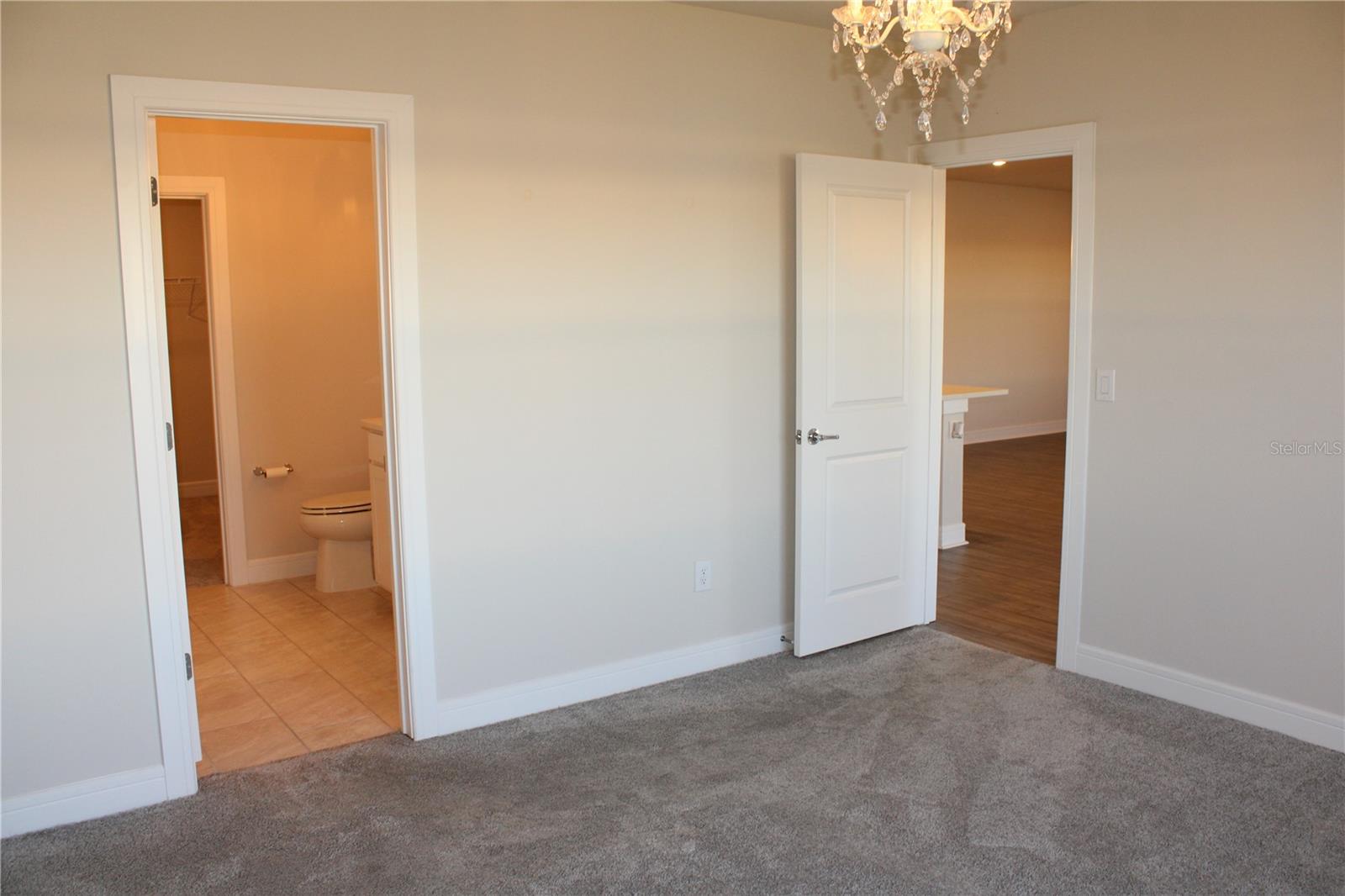 Image 22 of 64 For 8232 Reefbay Cove