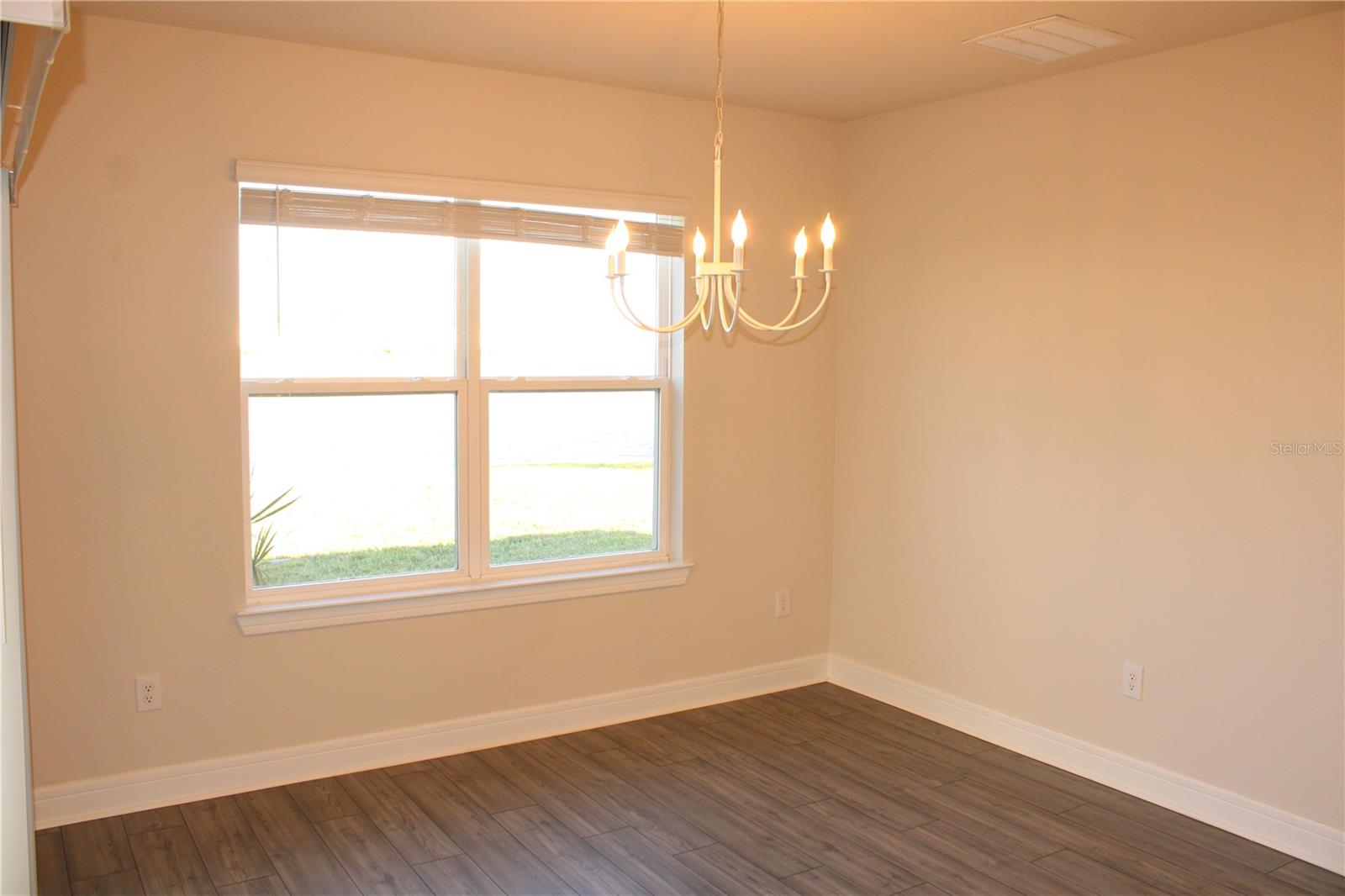 Image 9 of 64 For 8232 Reefbay Cove