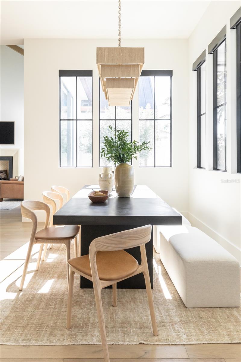 Image 27 of 71 For 628 Regatta Way