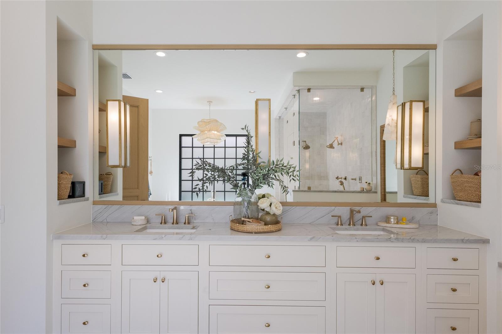 Image 38 of 71 For 628 Regatta Way