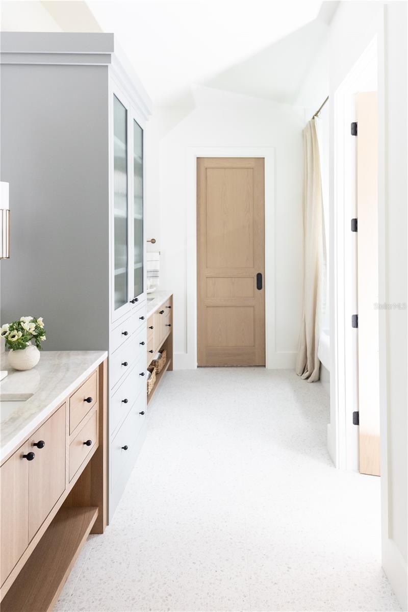 Image 49 of 71 For 628 Regatta Way