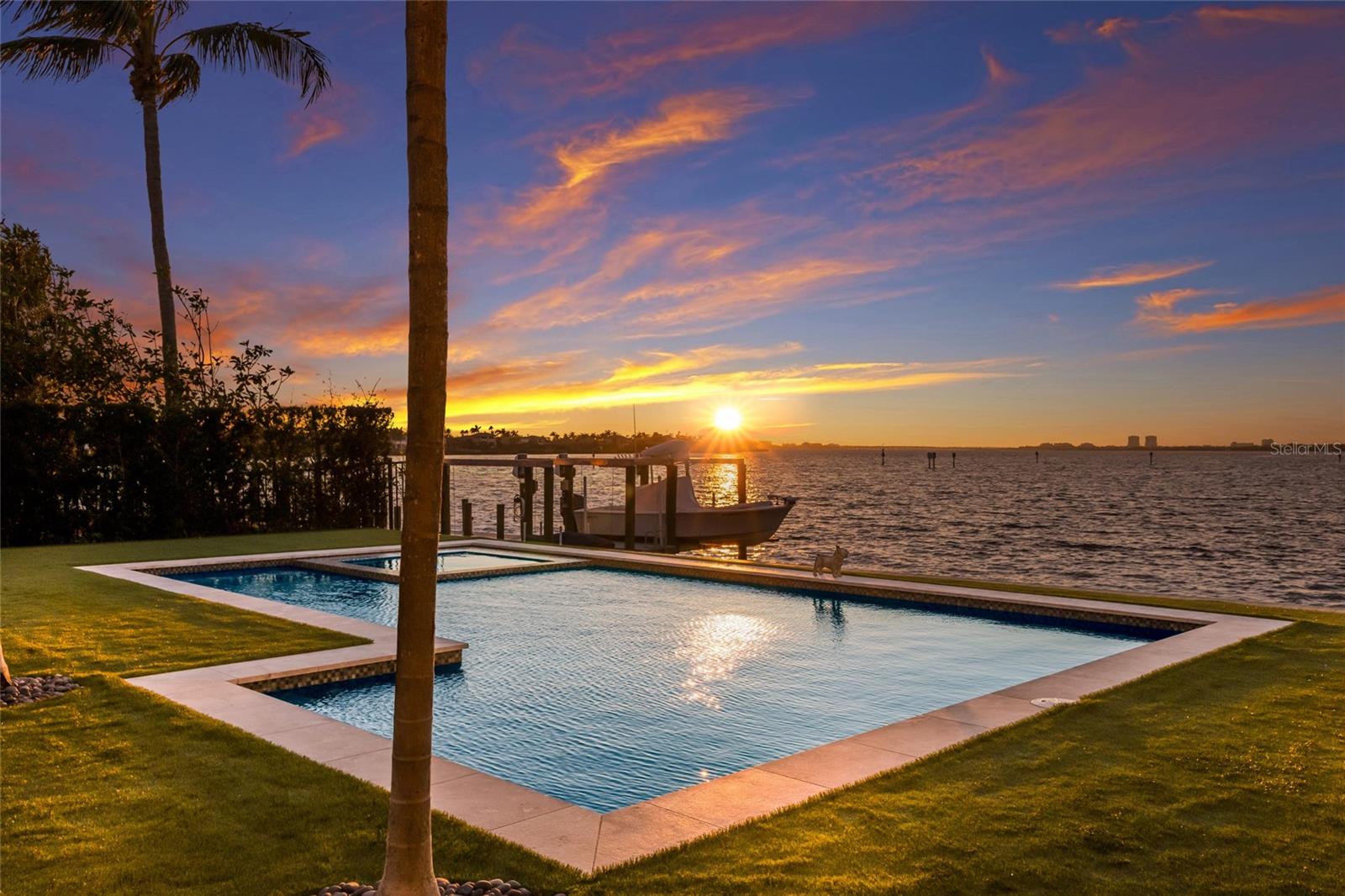 Image 5 of 71 For 628 Regatta Way