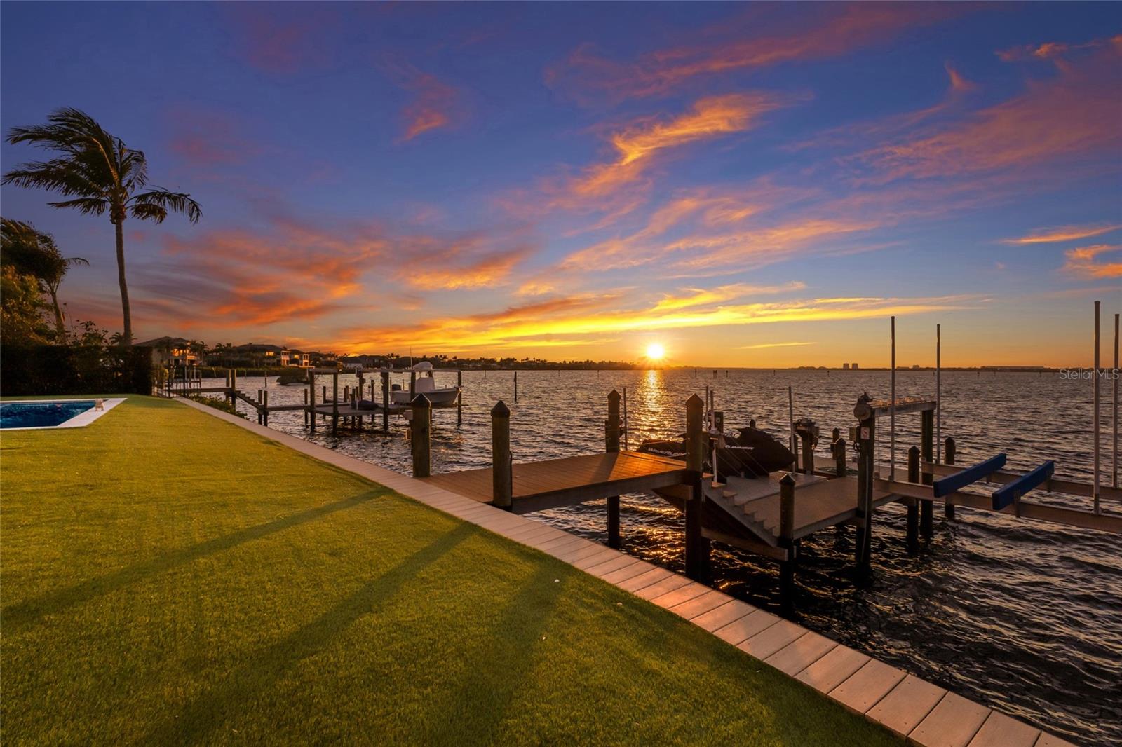 Image 7 of 71 For 628 Regatta Way