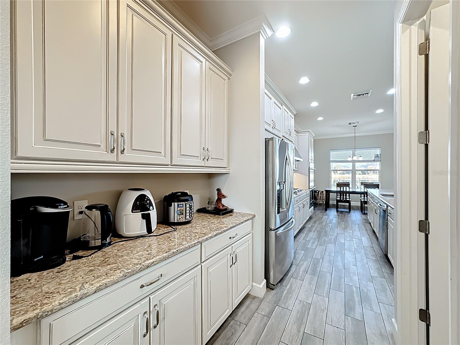 Image 15 of 81 For 6006 Anise Drive