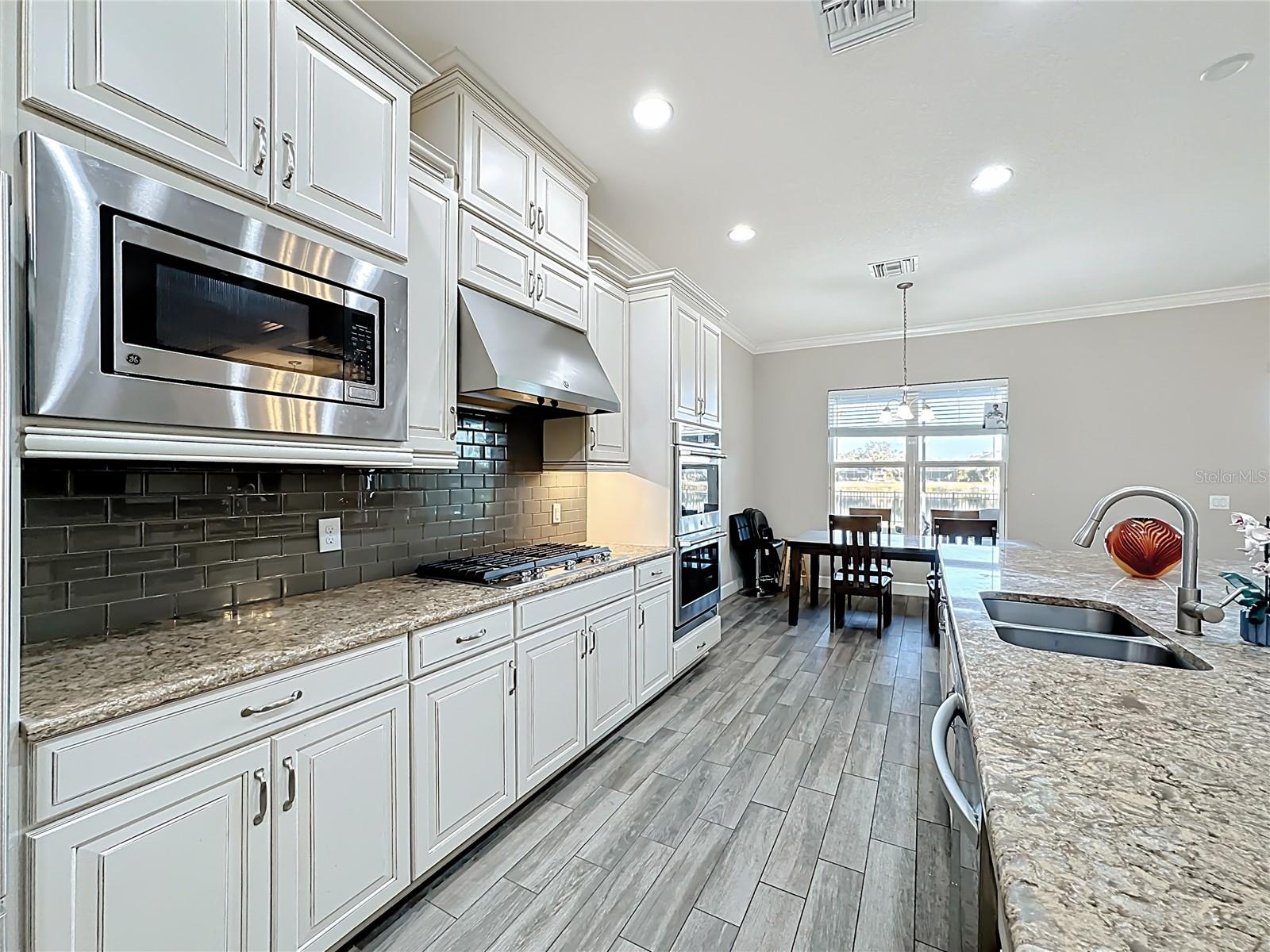 Image 18 of 81 For 6006 Anise Drive