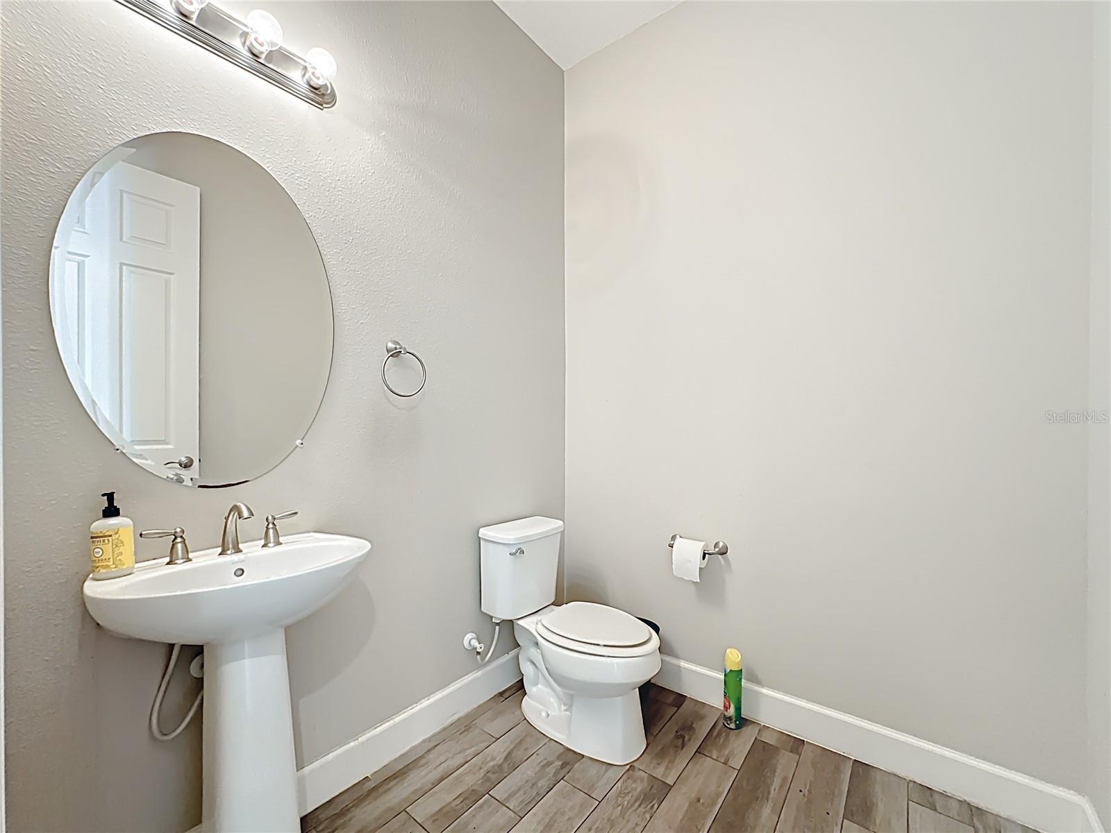 Image 33 of 81 For 6006 Anise Drive