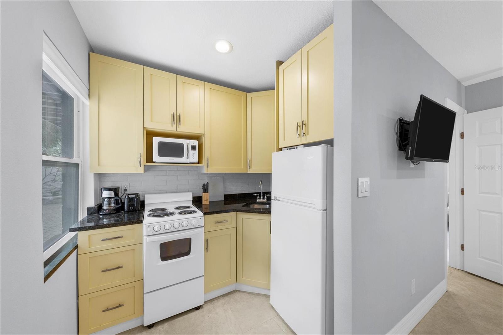 Image 17 of 80 For 1236 13th Street