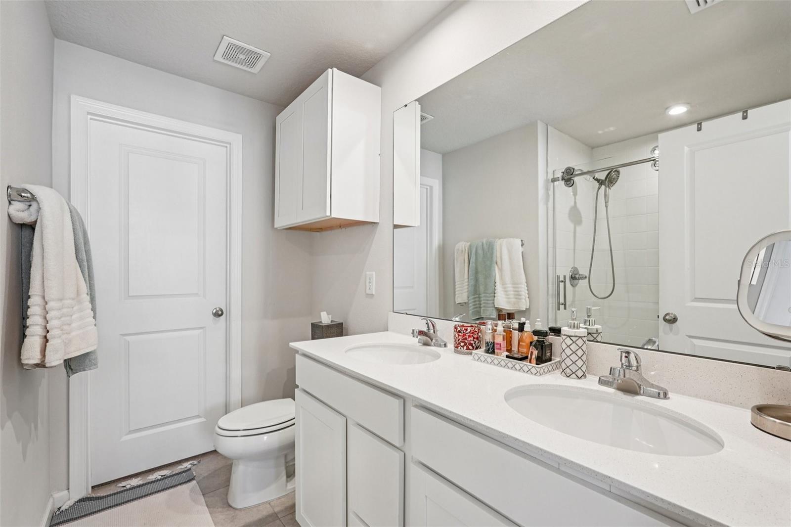 Image 16 of 30 For 14229 Crimson Avenue