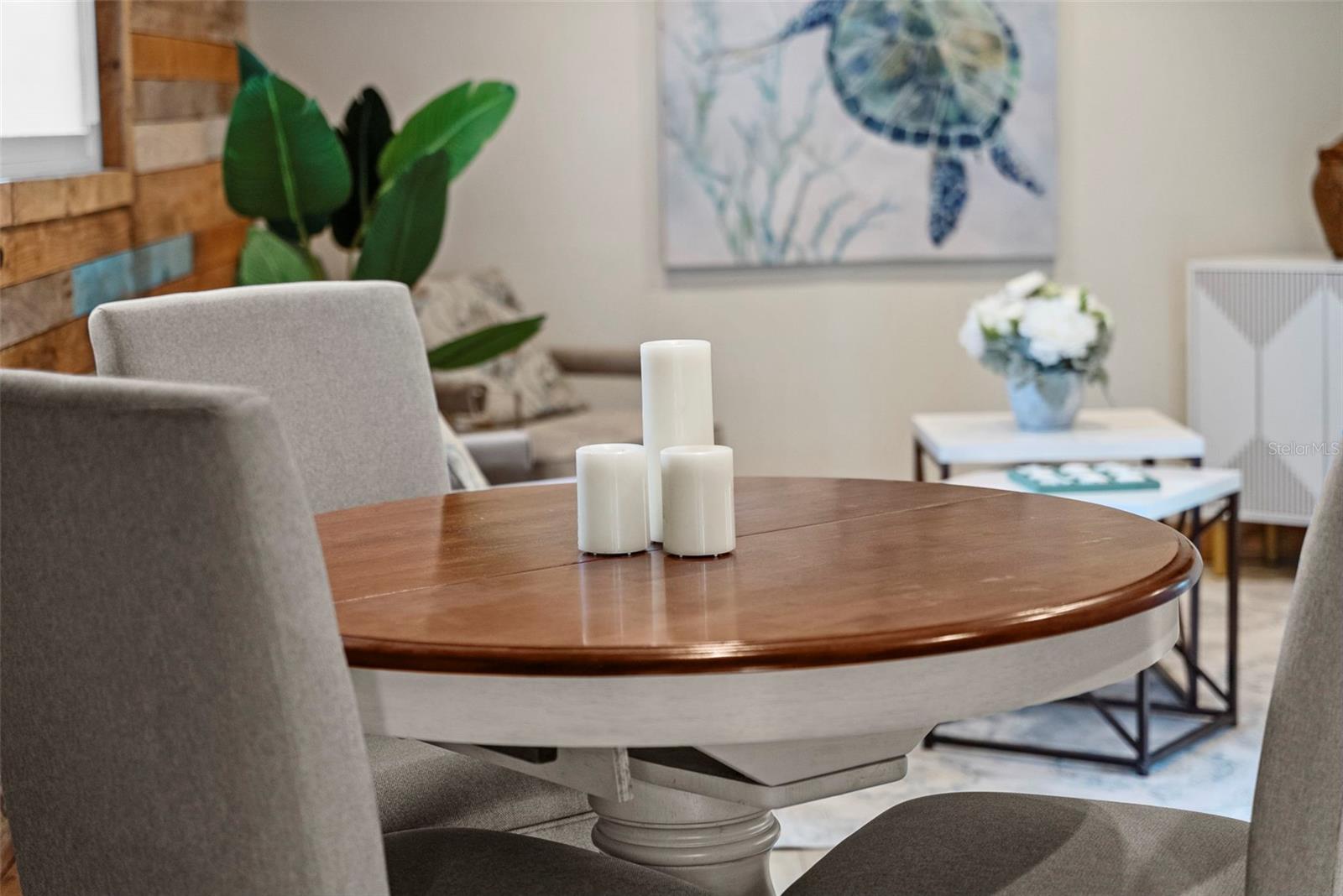 Image 28 of 98 For 105 Tucker Avenue