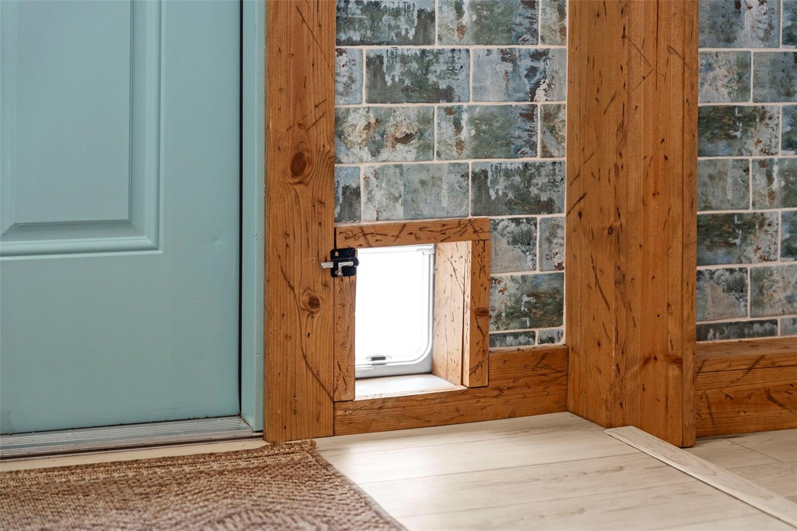 Image 55 of 98 For 105 Tucker Avenue