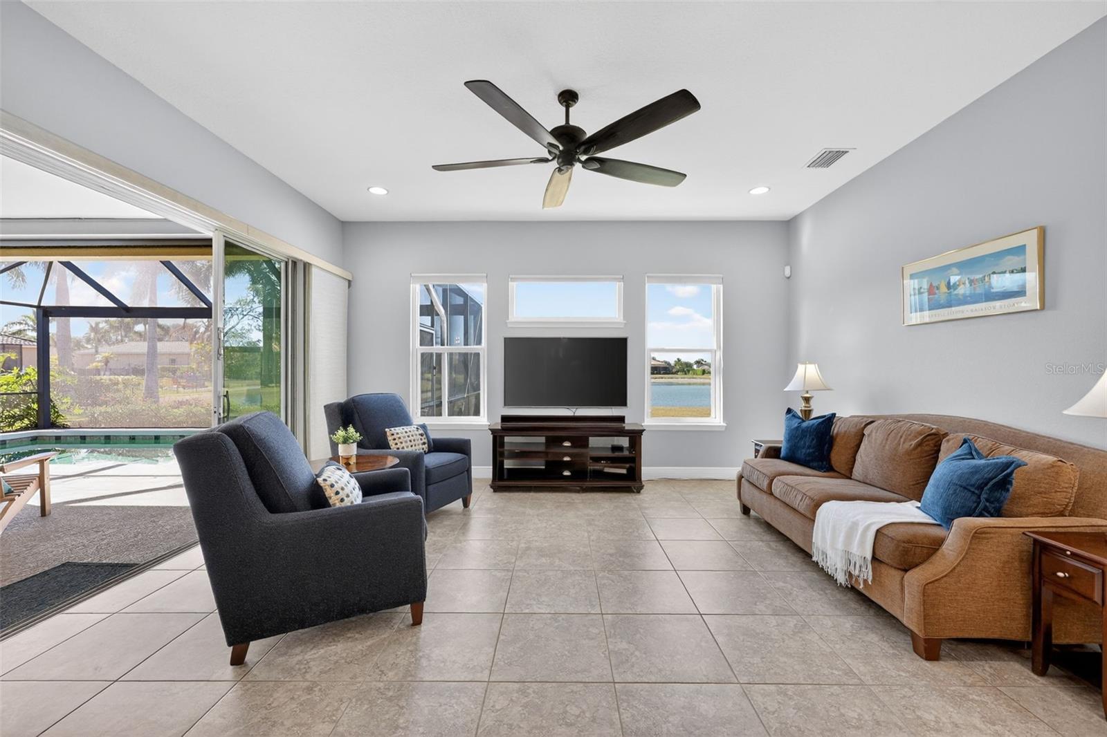 Image 17 of 71 For 306 172nd Street E