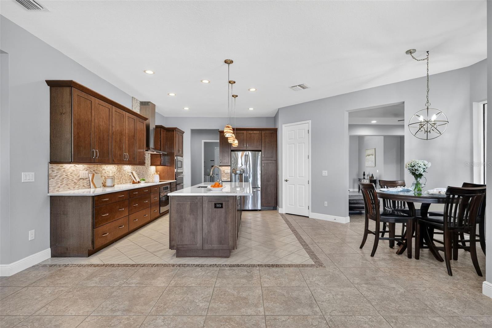 Image 20 of 71 For 306 172nd Street E