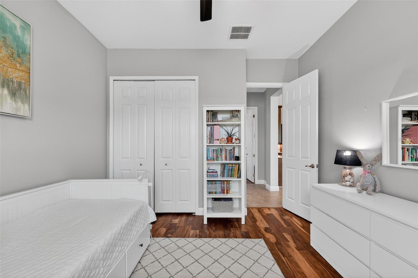 Image 31 of 71 For 306 172nd Street E