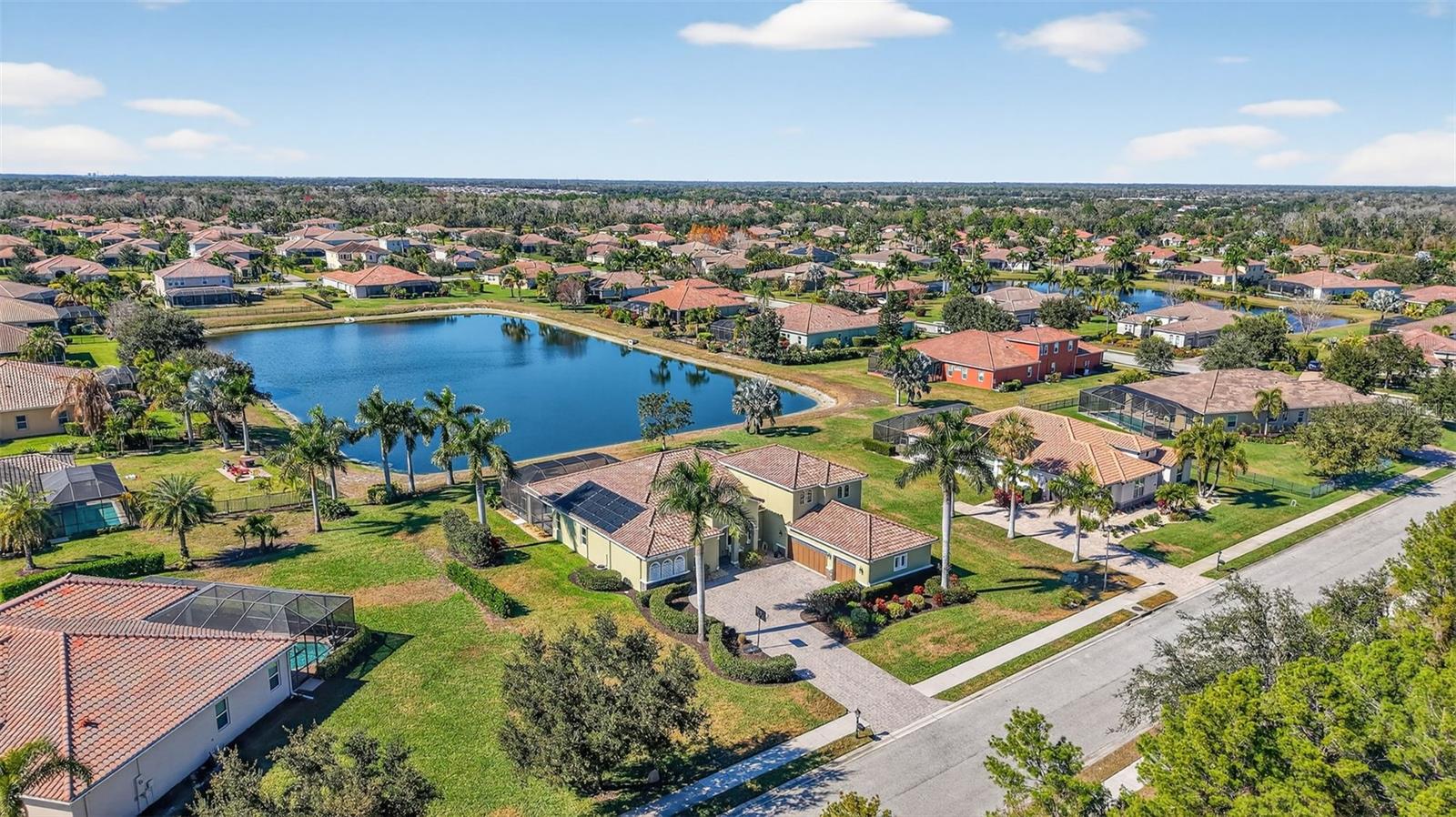 Image 58 of 71 For 306 172nd Street E