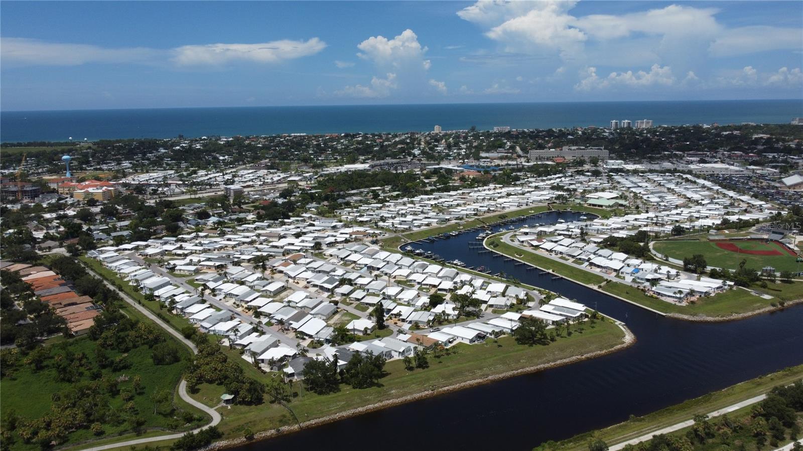 Image 19 of 19 For 809 Waterway