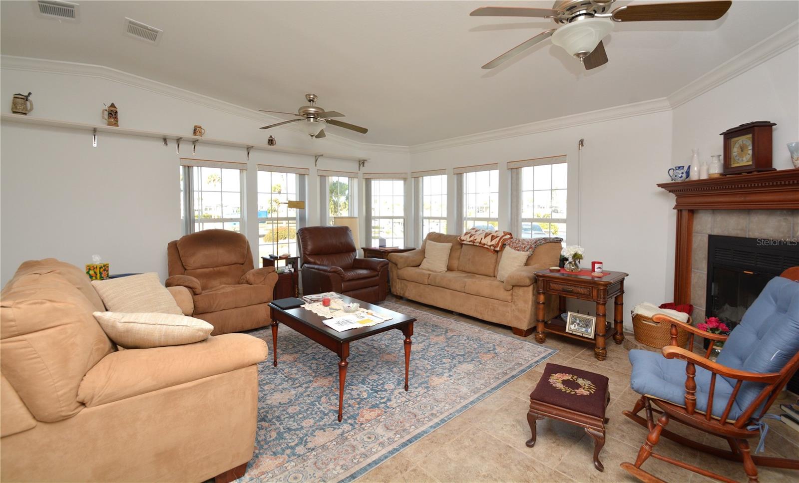 Image 6 of 19 For 809 Waterway