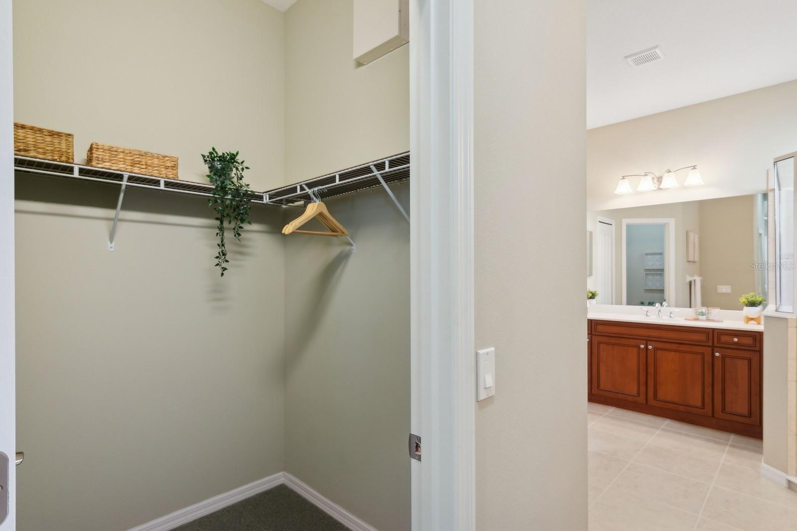 Image 45 of 65 For 12204 Thornhill Court