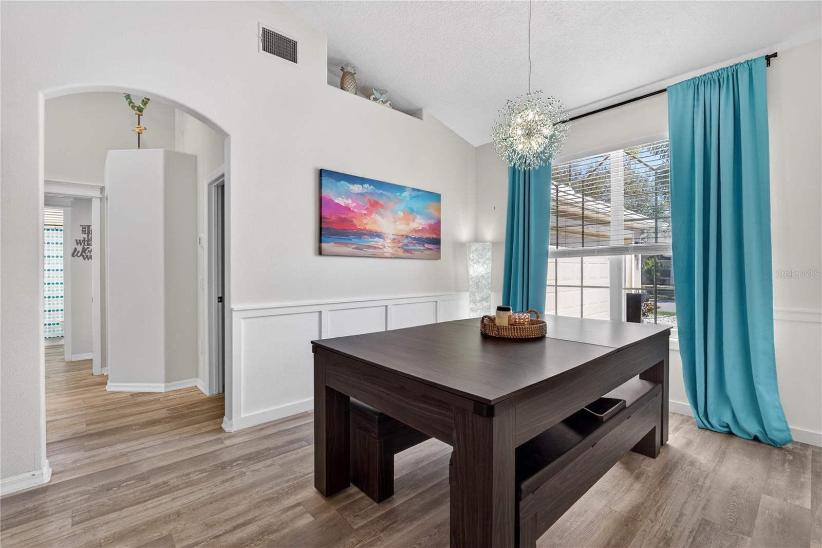 Image 11 of 54 For 10433 Old Grove Circle