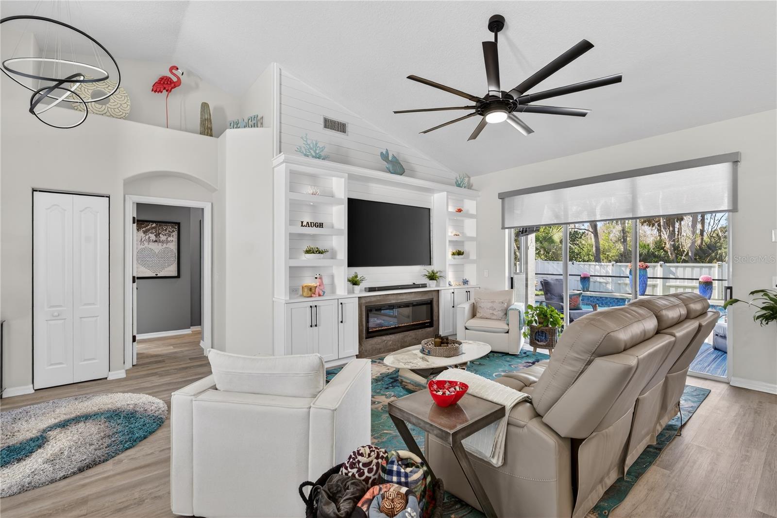 Image 13 of 54 For 10433 Old Grove Circle