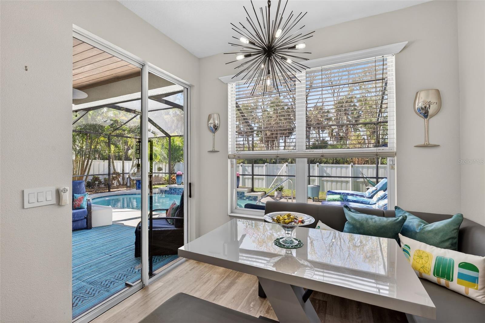 Image 21 of 54 For 10433 Old Grove Circle