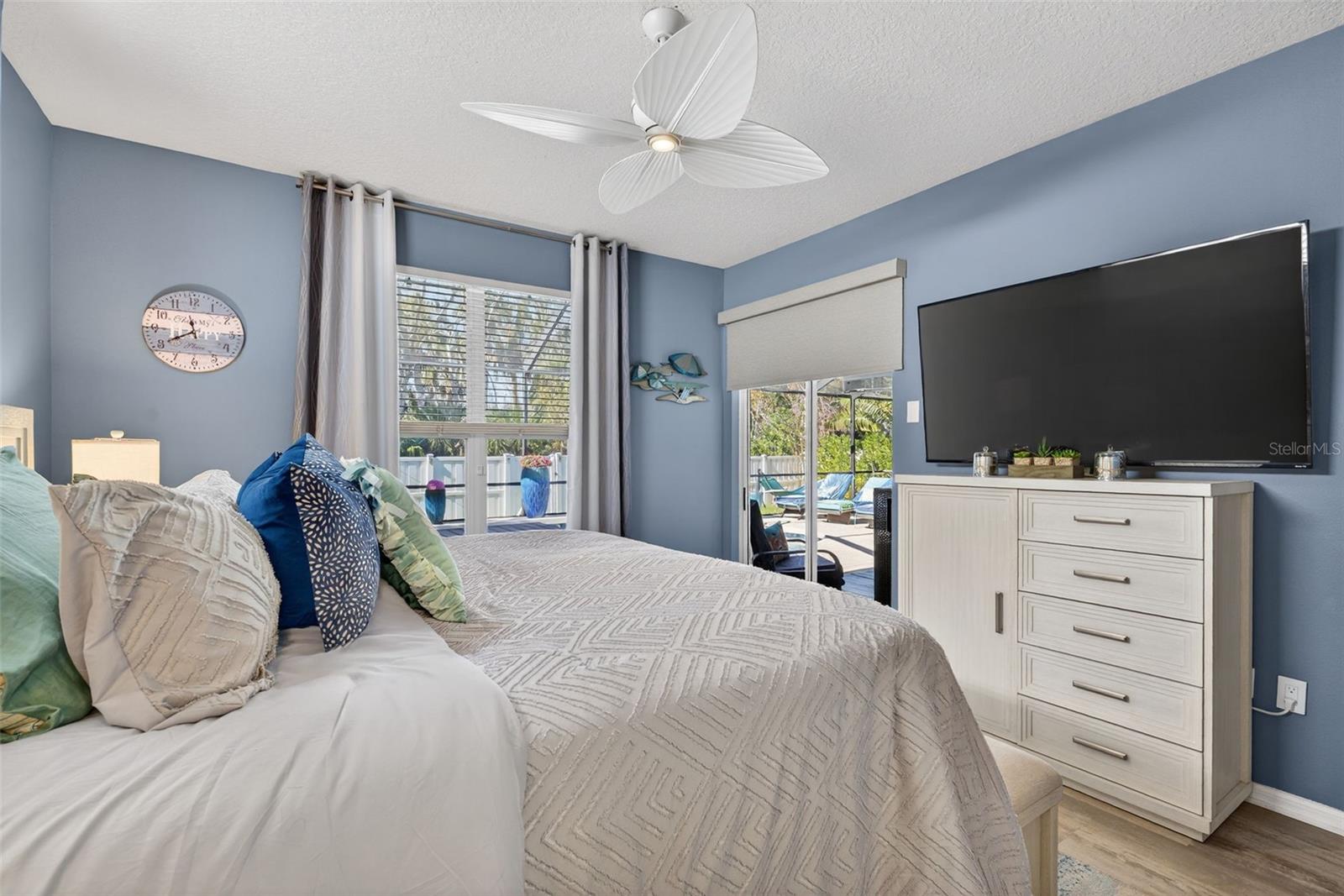 Image 24 of 54 For 10433 Old Grove Circle