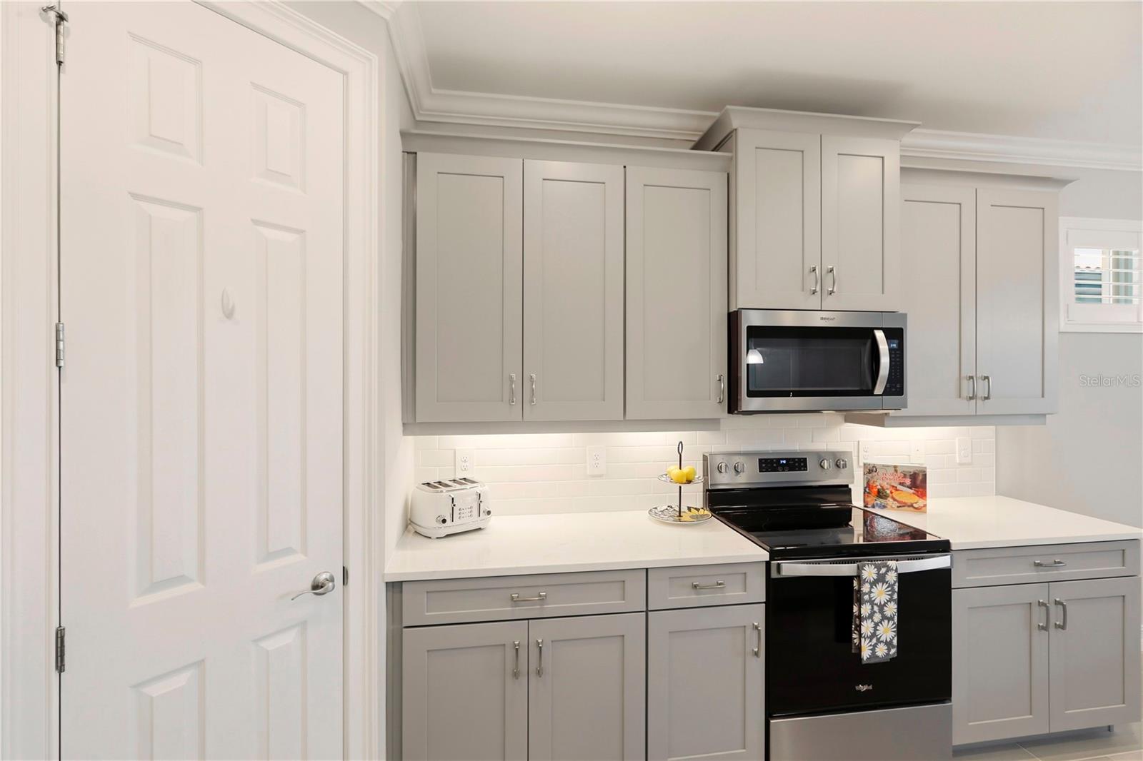 Image 11 of 56 For 504 Ravello Boulevard