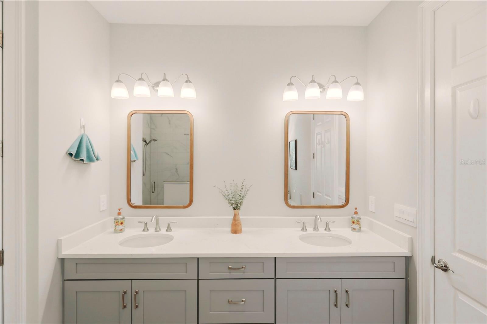 Image 21 of 56 For 504 Ravello Boulevard