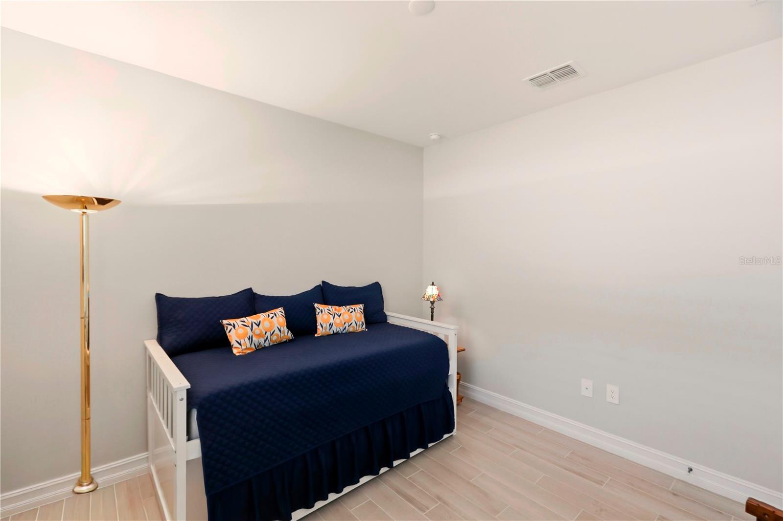 Image 30 of 56 For 504 Ravello Boulevard