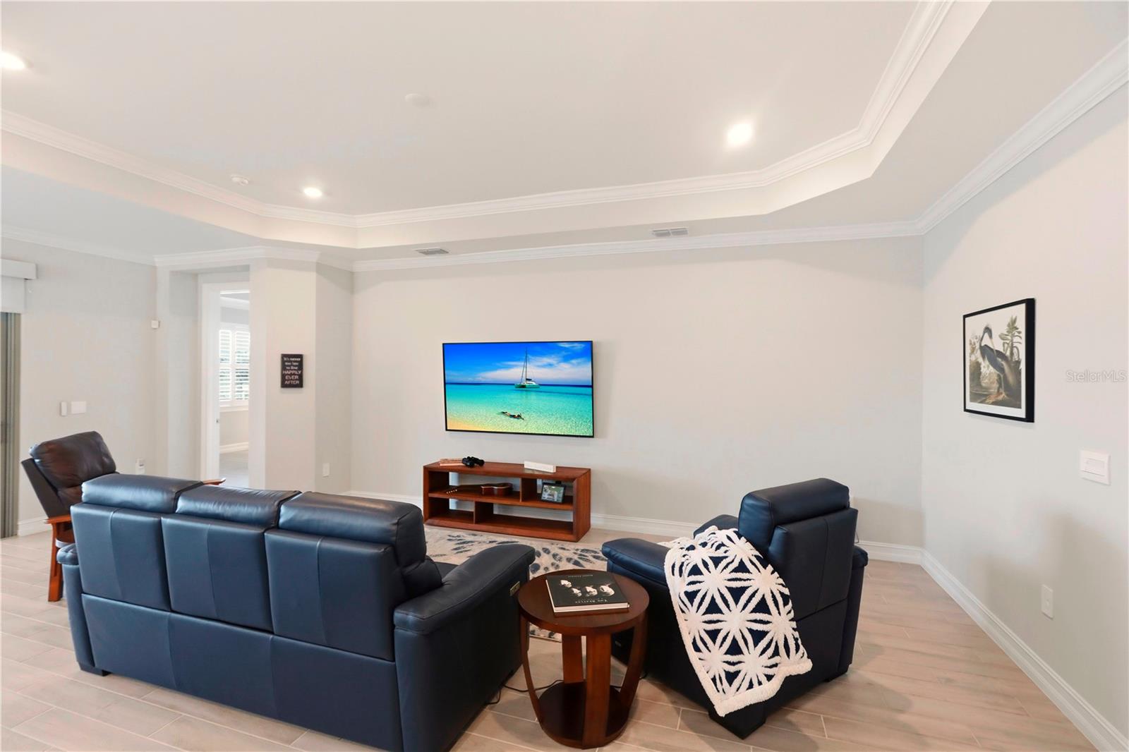 Image 7 of 56 For 504 Ravello Boulevard