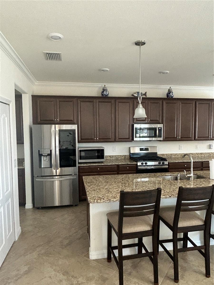 Image 10 of 32 For 43329 Treadway Drive