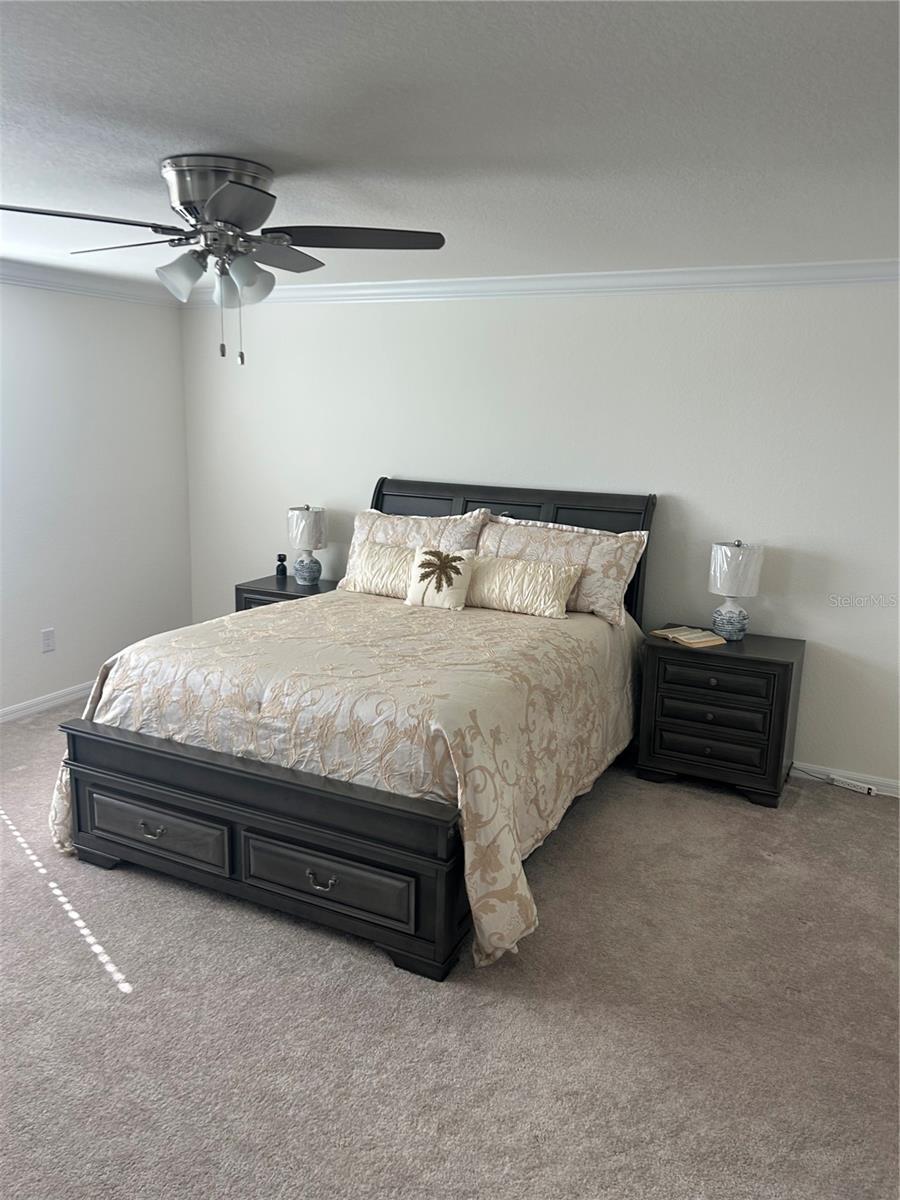 Image 20 of 32 For 43329 Treadway Drive