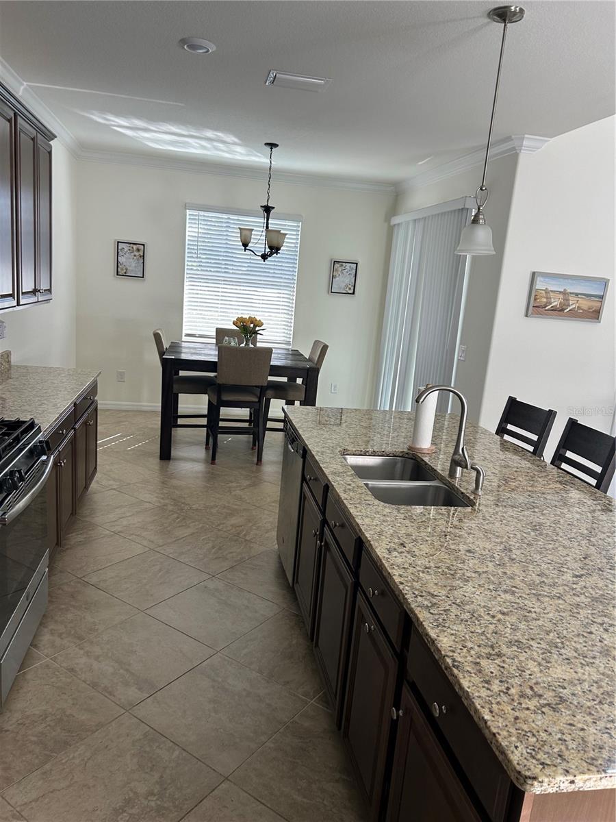 Image 9 of 32 For 43329 Treadway Drive