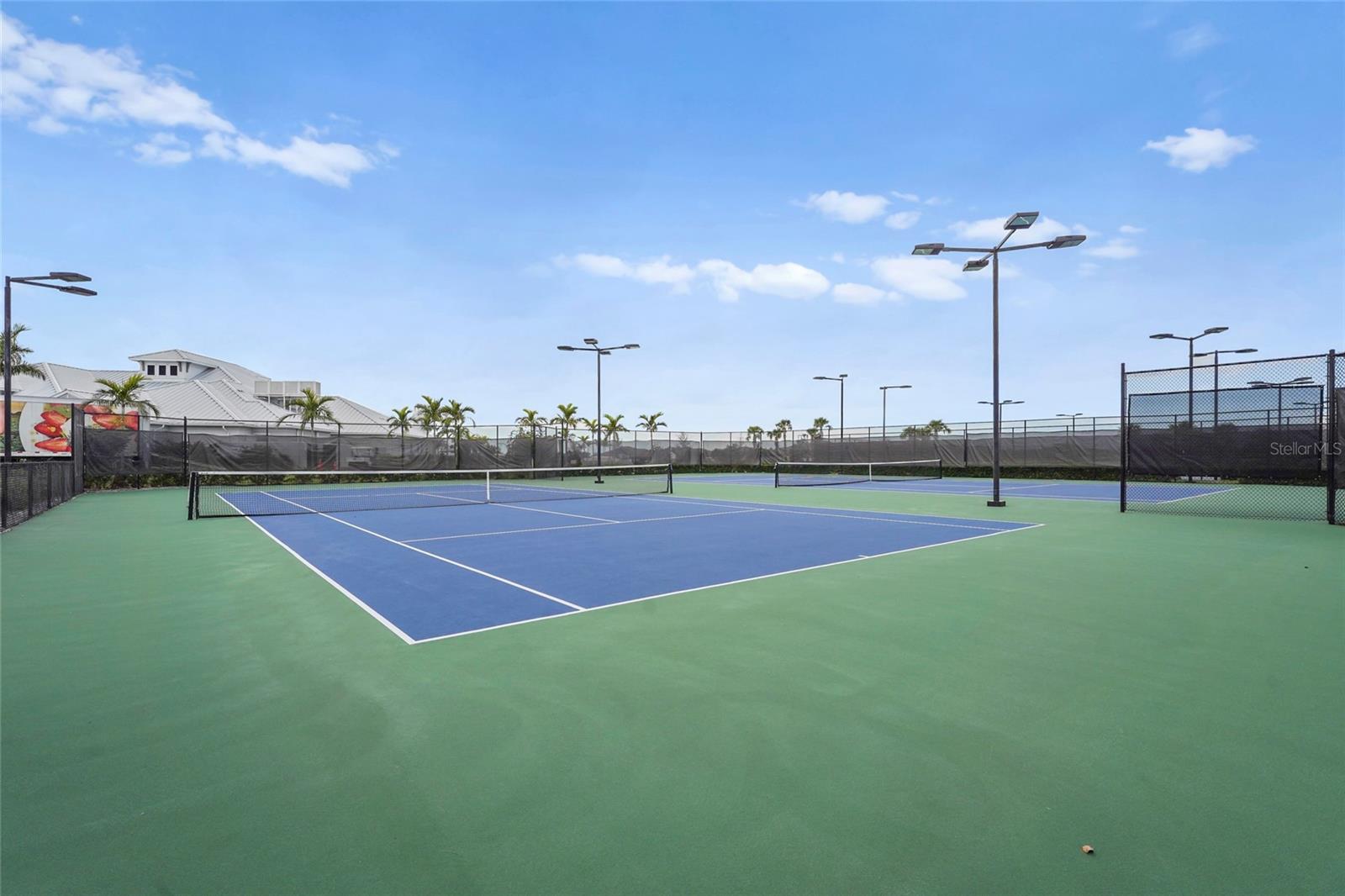 Image 21 of 92 For 5107 Coral Reef Way