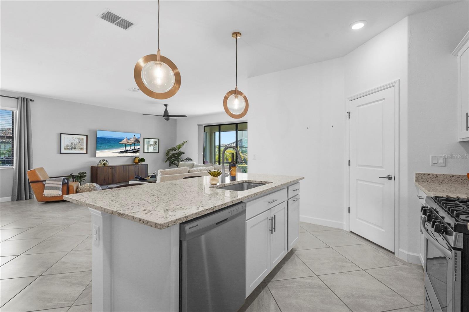 Image 31 of 92 For 5107 Coral Reef Way