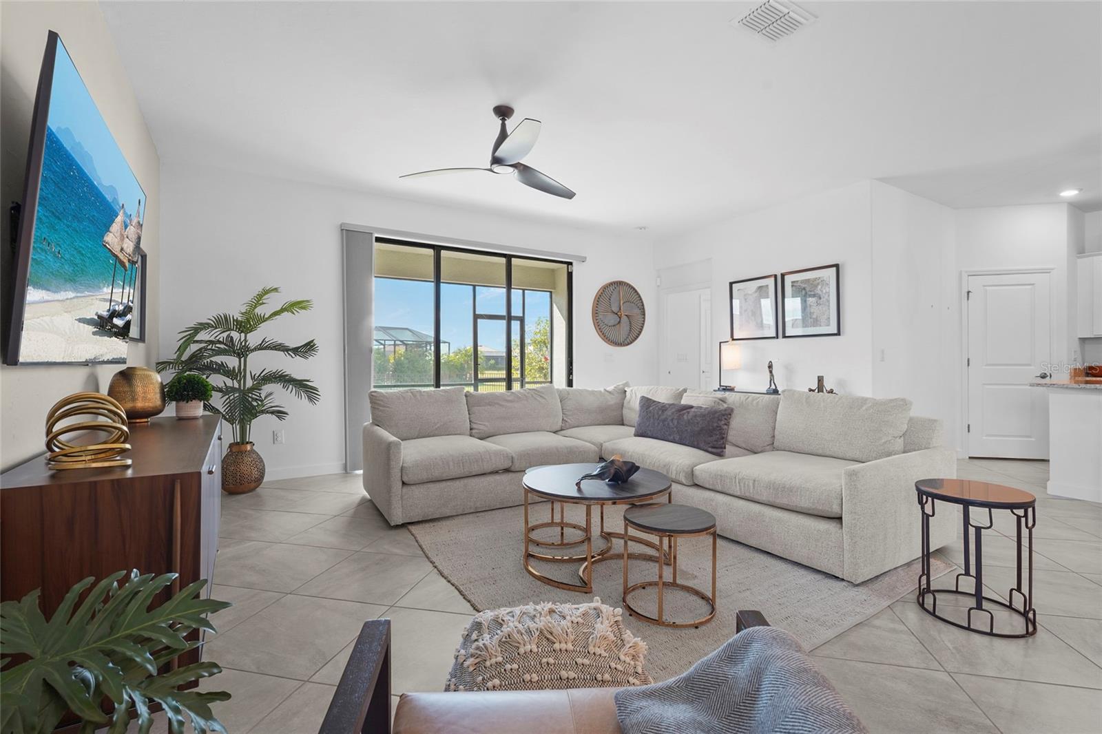 Image 4 of 92 For 5107 Coral Reef Way