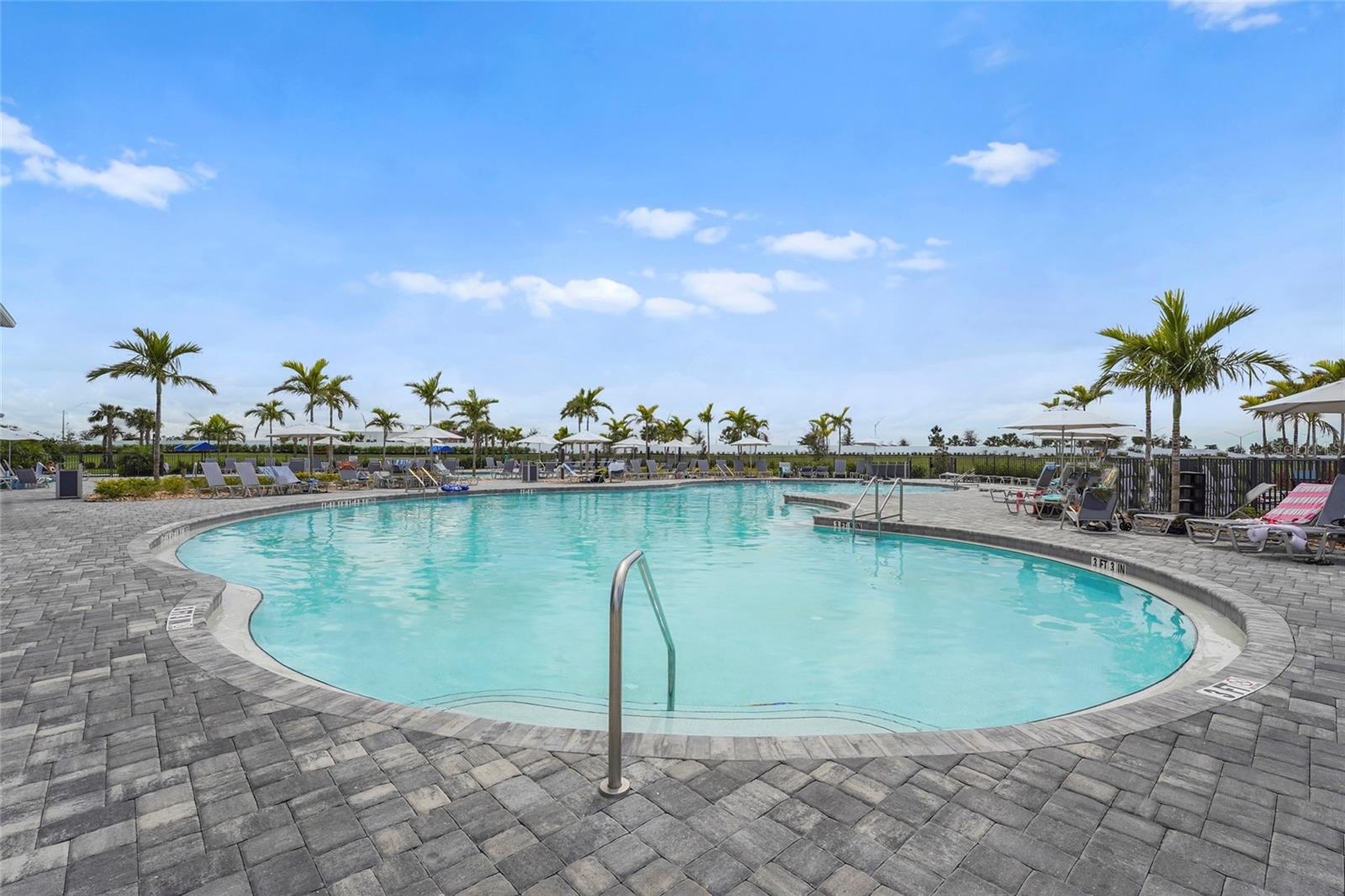 Image 81 of 92 For 5107 Coral Reef Way