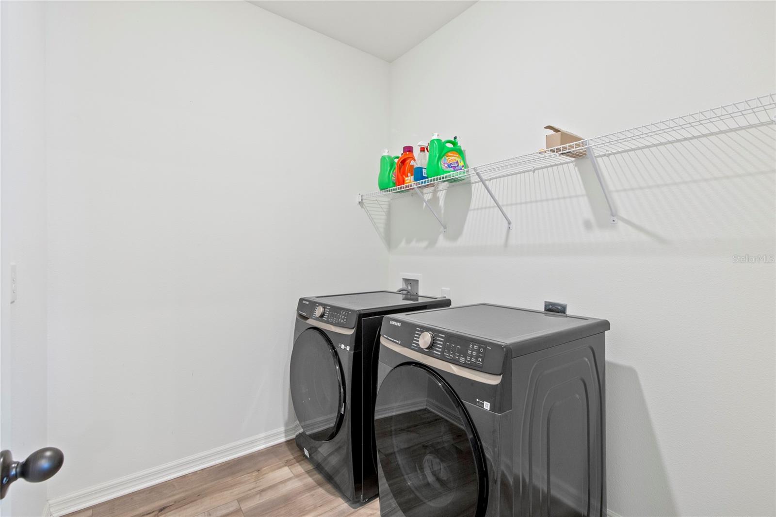 Image 16 of 24 For 2688 89th Street Circle E