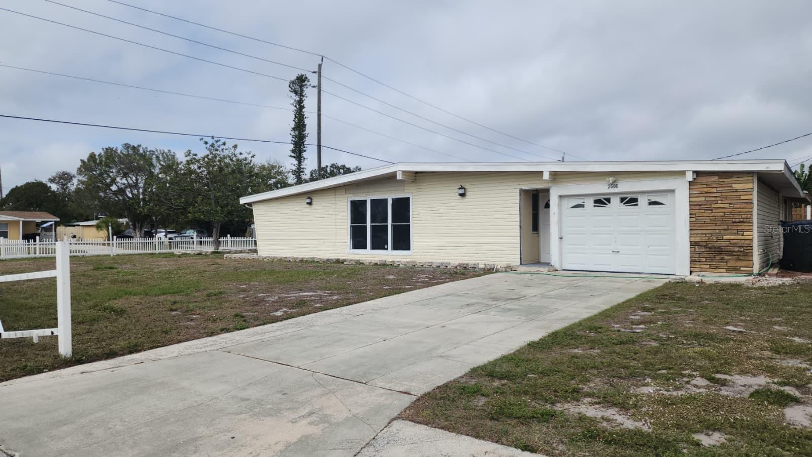 Details for 2506 Rose Avenue, BRADENTON, FL 34207