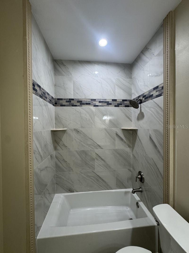 Image 25 of 46 For 8351 14th Lane