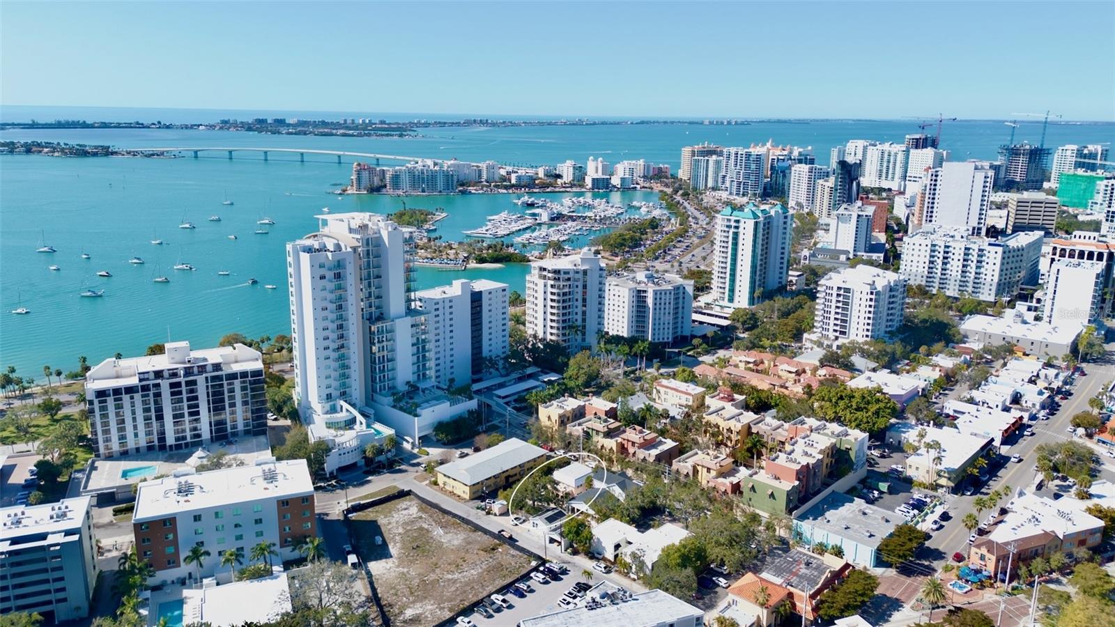 Image 2 of 47 For 1516 Oak Street