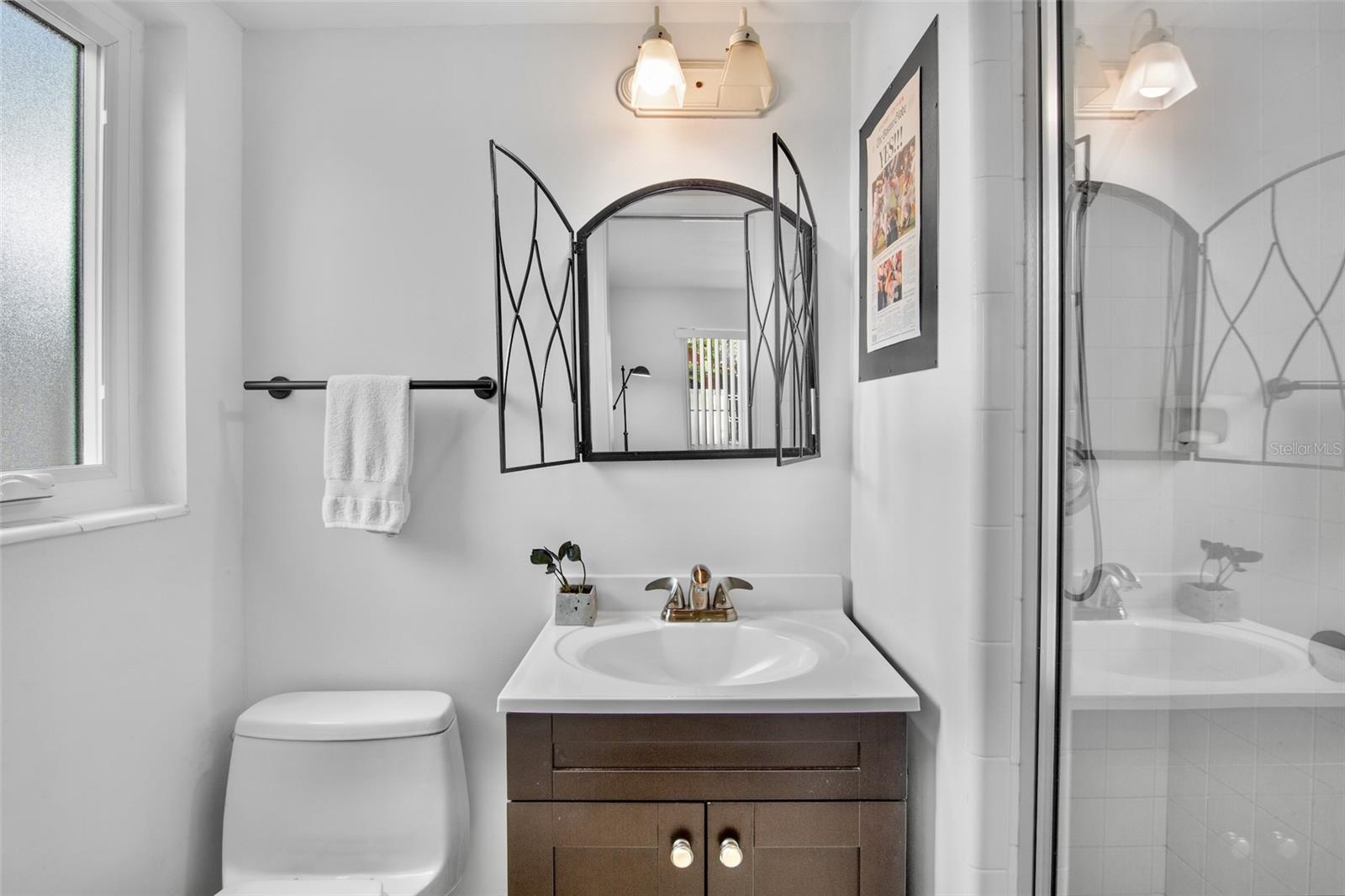 Image 22 of 47 For 1516 Oak Street