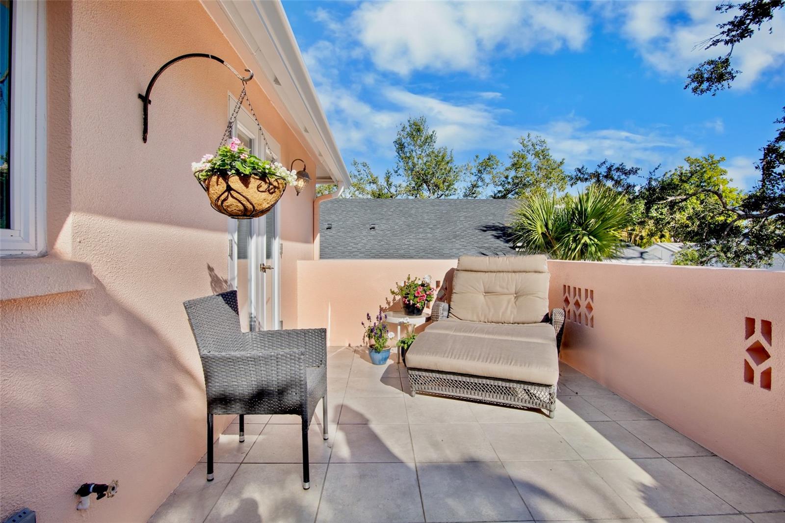 Image 34 of 47 For 1516 Oak Street