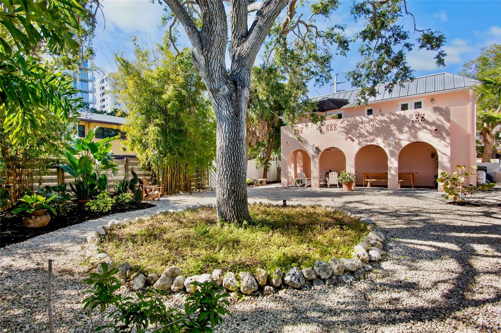 Image 8 of 47 For 1516 Oak Street